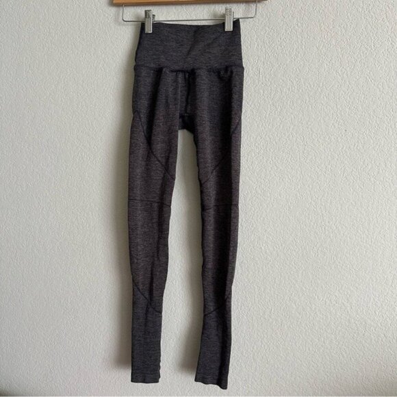 Alphalete R6 Revival Leggings. Small. Charcoal Gray - Picture 3 of 12